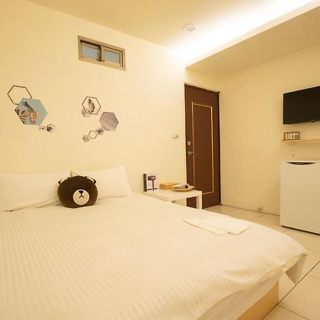 Fengjia Muxia Apartment Тайджун Екстериор снимка