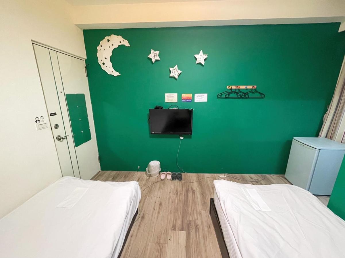 Fengjia Muxia Apartment Тайджун Екстериор снимка