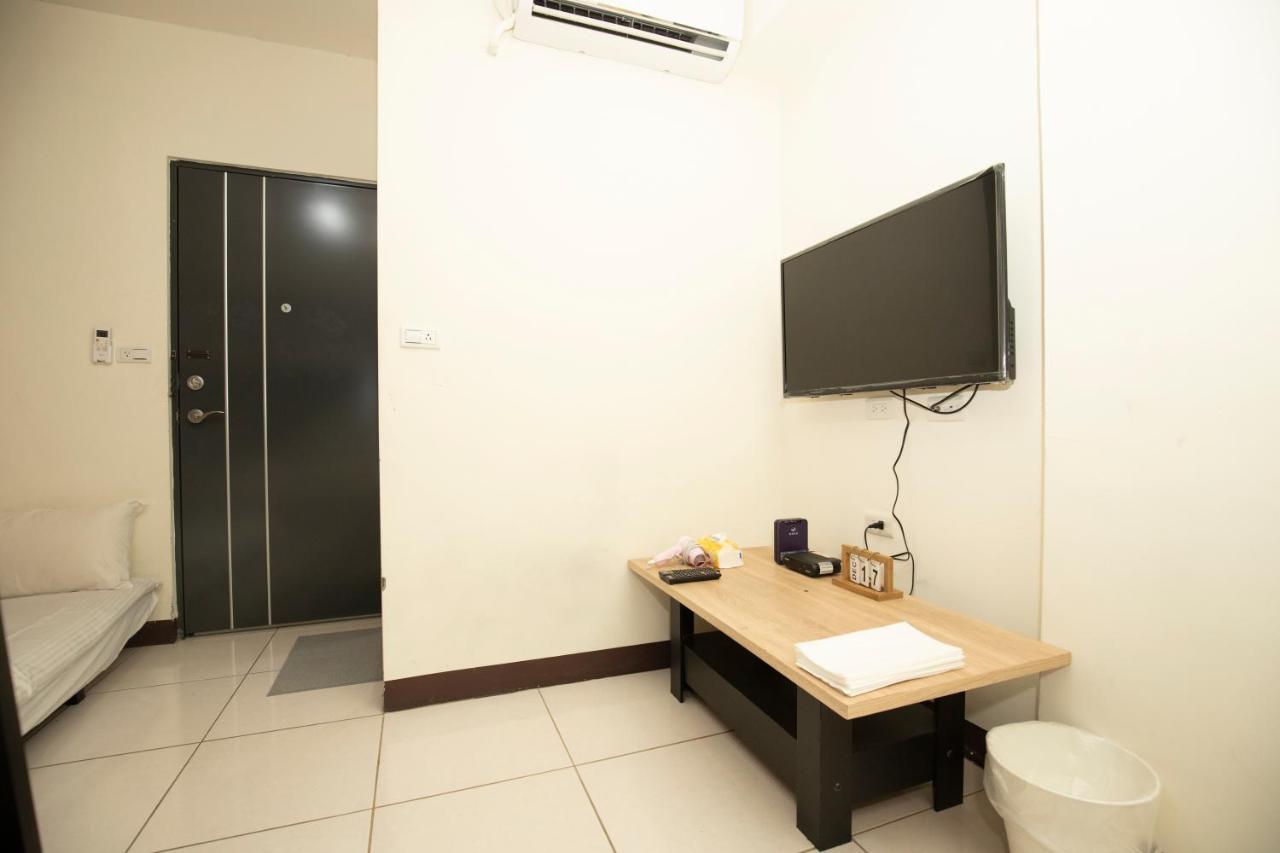 Fengjia Muxia Apartment Тайджун Екстериор снимка
