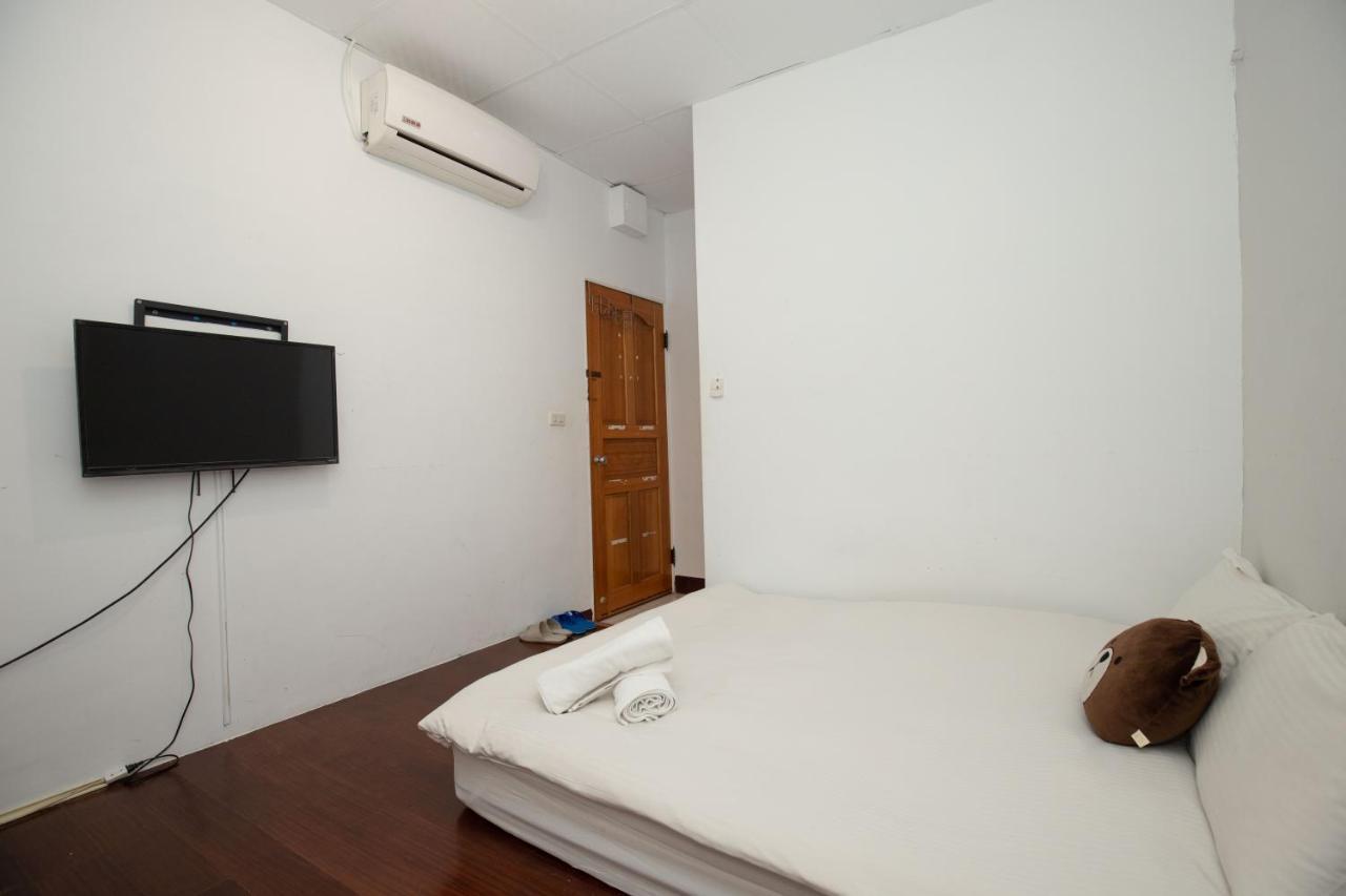 Fengjia Muxia Apartment Тайджун Екстериор снимка