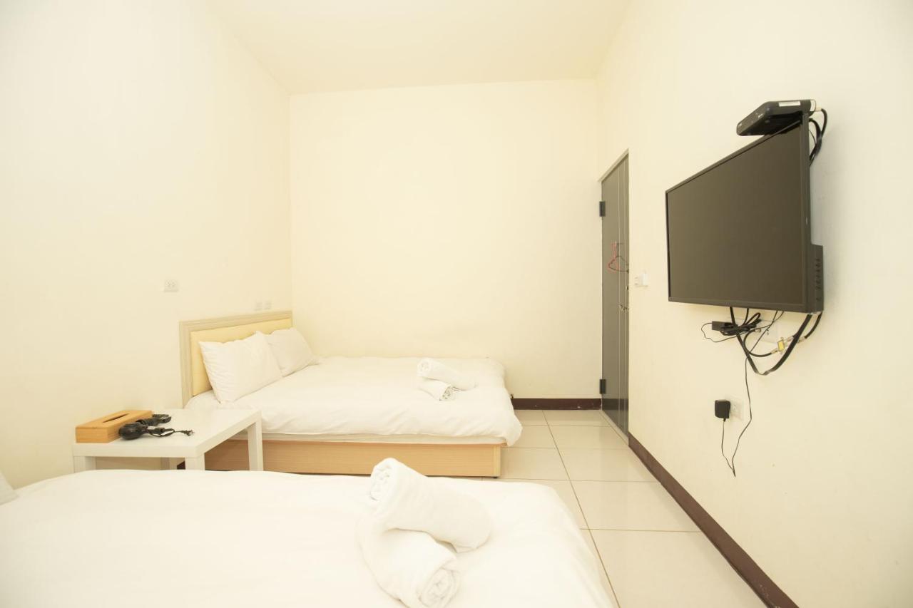Fengjia Muxia Apartment Тайджун Екстериор снимка