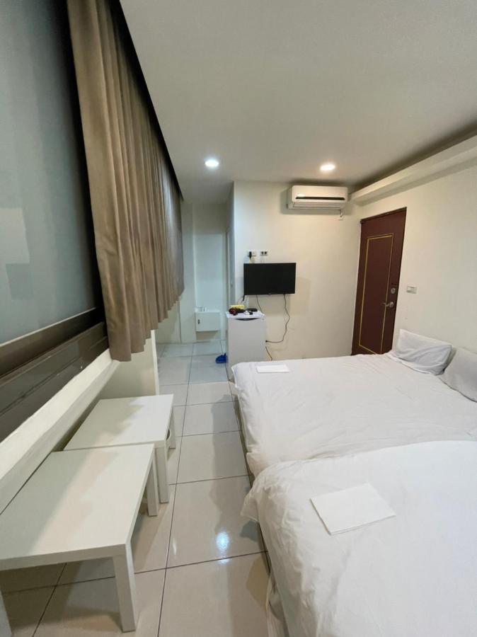 Fengjia Muxia Apartment Тайджун Екстериор снимка